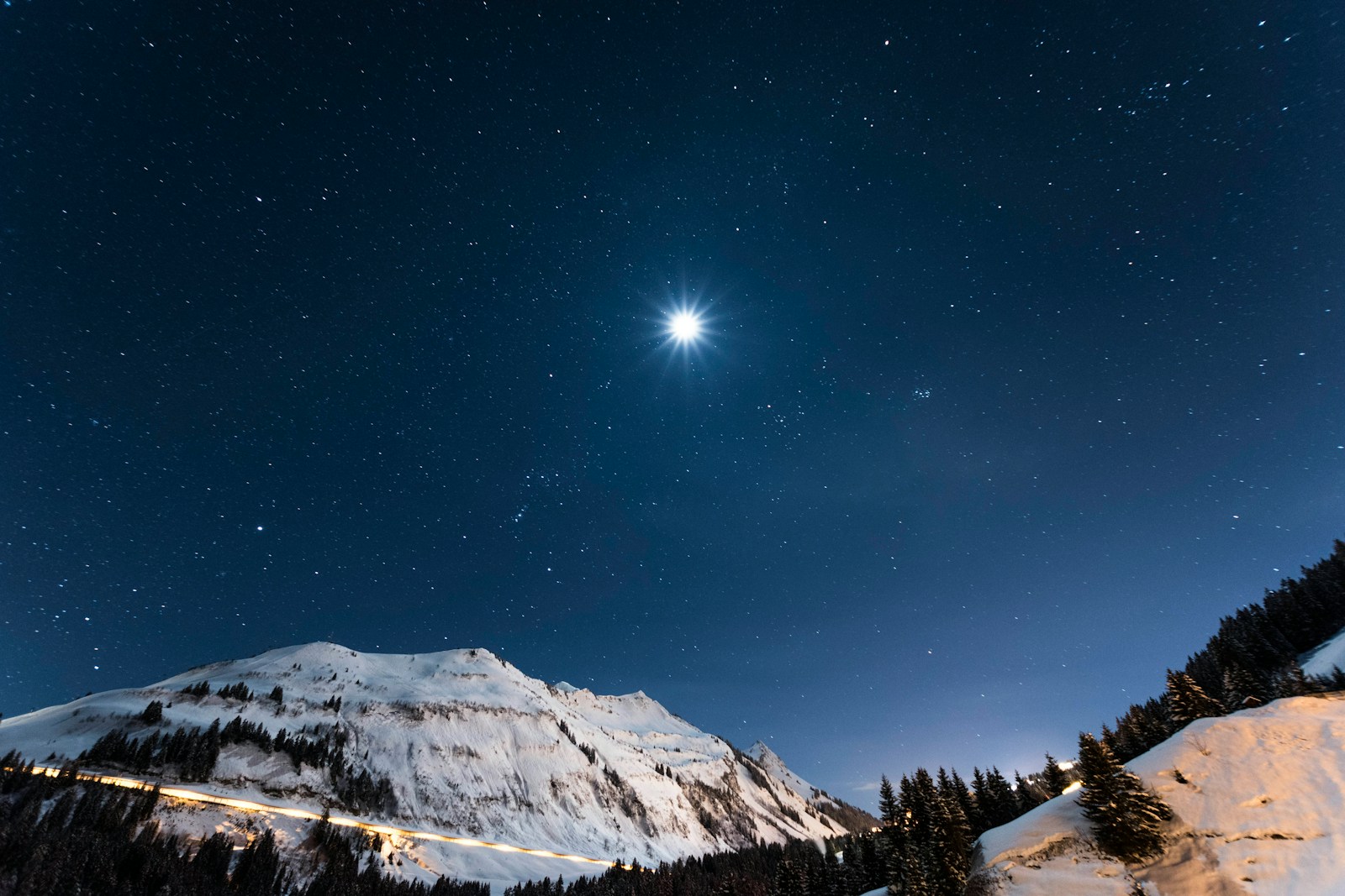 HEMOS VISTO SU ESTRELLA